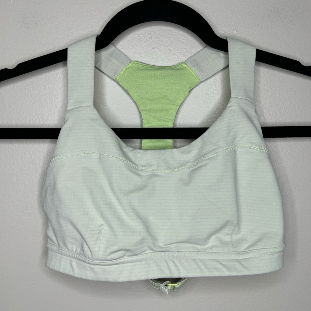 LuLuLemon Hook Me Up Bra